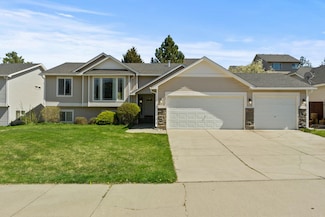 8911 E Vista Park Dr, Spokane, WA 99217