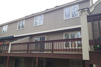 43 Lilac Ln Unit 5, Haverhill, MA 01830