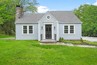 259 White Plains Rd, Trumbull, CT 06611