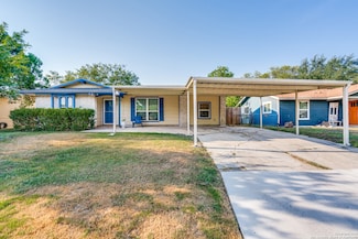 5210 Foxcross Dr, San Antonio, TX 78219