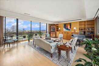 1111 Hermann Dr Unit 14D, Houston, TX 77004