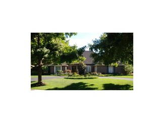 6901 Belinder Ave, Mission Hills, KS 66208