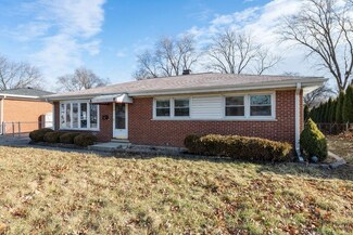 1409 S Busse Rd, Mount Prospect, IL 60056
