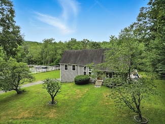 12 Rose Cir, Hampden, MA 01036