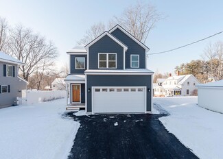 15 Farnham St, Portland, ME 04103
