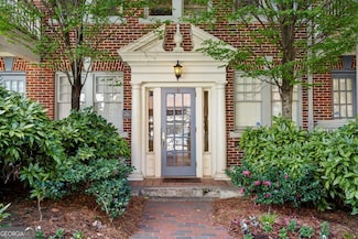 2 Collier Rd NW Unit 5, Atlanta, GA 30309