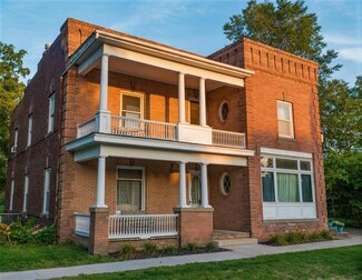 117 N 1st St, Panora, IA 50216