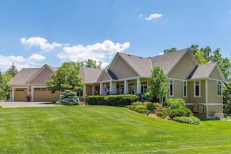 6605 Hillstrom Rd, Maple Plain, MN 55359