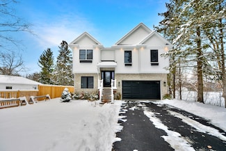 28722 N Madison Ave, Wauconda, IL 60084