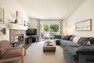 3854 Creststone Place, San Diego, CA 92130