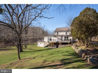 113 Geigel Hill Rd, Erwinna, PA 18920