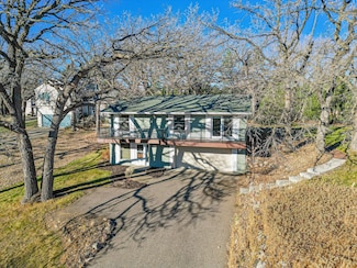 4728 W 70th St, Edina, MN 55435