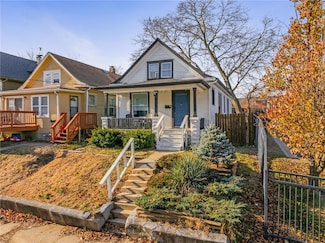 4216 Bridger Rd, Kansas City, MO 64111