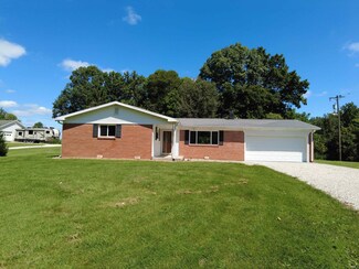 577 Sunny Acres Dr, Bedford, IN 47421