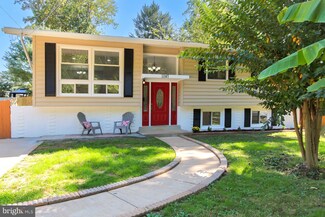 11147 Byrd Dr, Fairfax, VA 22030