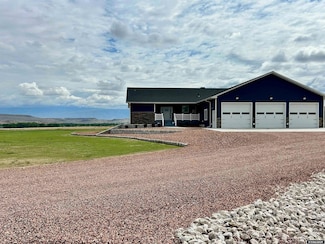 207 Eagle Dr, Greybull, WY 82426