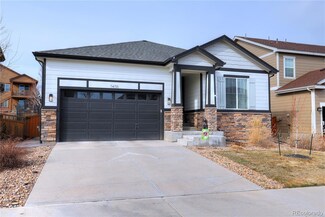 7470 Blue Water Ln, Castle Rock, CO 80108