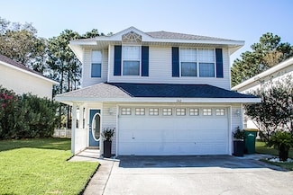 262 Twin Lakes Ln, Destin, FL 32541