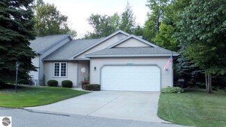 12039 S Elk Run, Traverse City, MI 49684