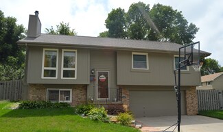 8108 S 152nd Ave, Omaha, NE 68138