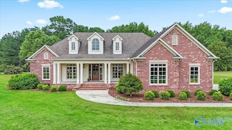 396 Worthington Ln, Guntersville, AL 35976