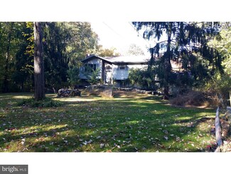 1245 Friendship Ln, Upper Black Eddy, PA 18972