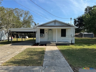 313 Marshall St, Victoria, TX 77905
