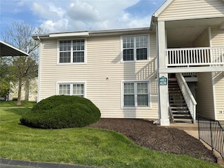 4112 Gulf Shore W Unit 5, Florissant, MO 63034