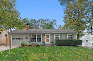 7132 Robinson St, Overland Park, KS 66204