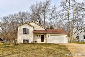 15365 161st Ave, Grand Haven, MI 49417