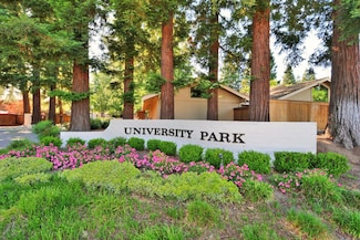 1914 University Park Dr, Sacramento, CA 95825