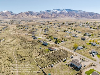 565 Abarr Dr, Spring Creek, NV 89815