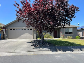 125 Shadowbrook St, Loleta, CA 95551