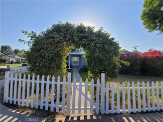 6121 White Oak Ave, Encino, CA 91316