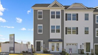 5048 Silver Oak Dr, Rosedale, MD 21237