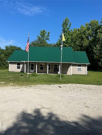 2634 Wayne 220b, Silva, MO 63964