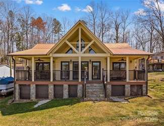 3062 Bass Dr, Sherrills Ford, NC 28673