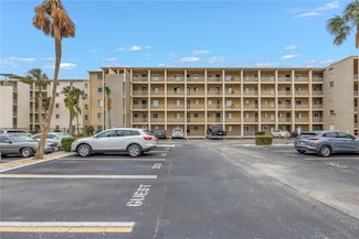 3500 Lake Bayshore Dr Unit K101, Bradenton, FL 34205