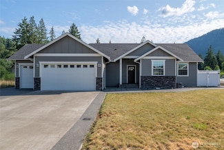 6313 Winchester Way, Maple Falls, WA 98266