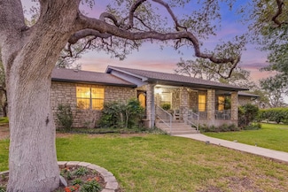 2607 Crider Rd, Marble Falls, TX 78654