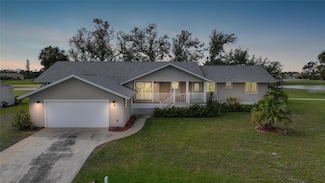 18 Pebble Beach Rd, Rotonda West, FL 33947