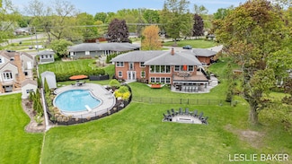 833 Allen Dr, Holland, MI 49423