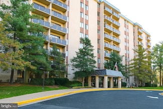 3101 S Manchester St Unit 713, Falls Church, VA 22044