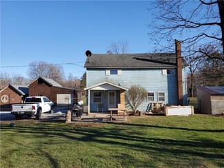 8758 S Loop Rd Unit 8762, Slatington, PA 18080