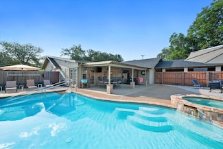 501 N Mount St, Fairfield, TX 75840