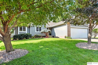 16125 Timberlane Dr, Omaha, NE 68136