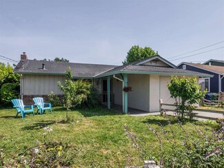 4320 Nova Dr, Santa Cruz, CA 95062