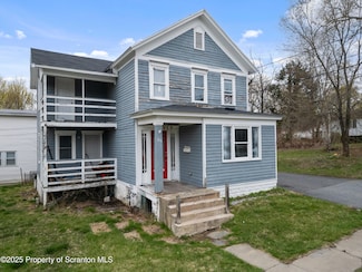 613 E Locust St, Scranton, PA 18505