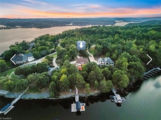 311 Badin View Dr, New London, NC 28127