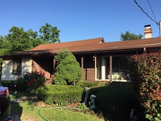 7701 Packard Rd, Niagara Falls, NY 14304